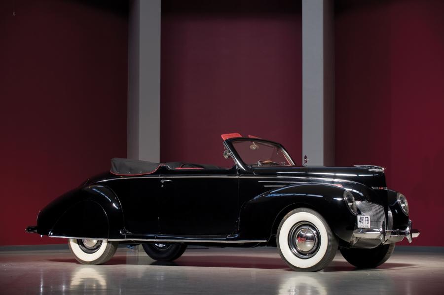  Lincoln Zephyr Convertible Coupe 1939 года  (фото 3 из 7)